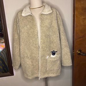 Sheep peeping pocket Women’s Jacket oversized faux fleece by Ramblers. Sz  Med